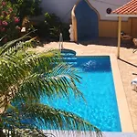 Petit Cocon Avec Piscine Proche Olhao Et Plages 公寓 Quelfes